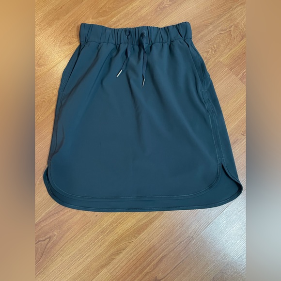 LULULEMON On The Fly Skirt (Luxtreme) - Picture 1 of 6